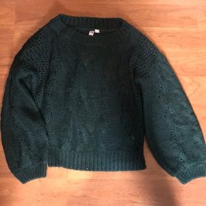 Francesca’s NWOT Emerald Puff-Sleeve Sweater